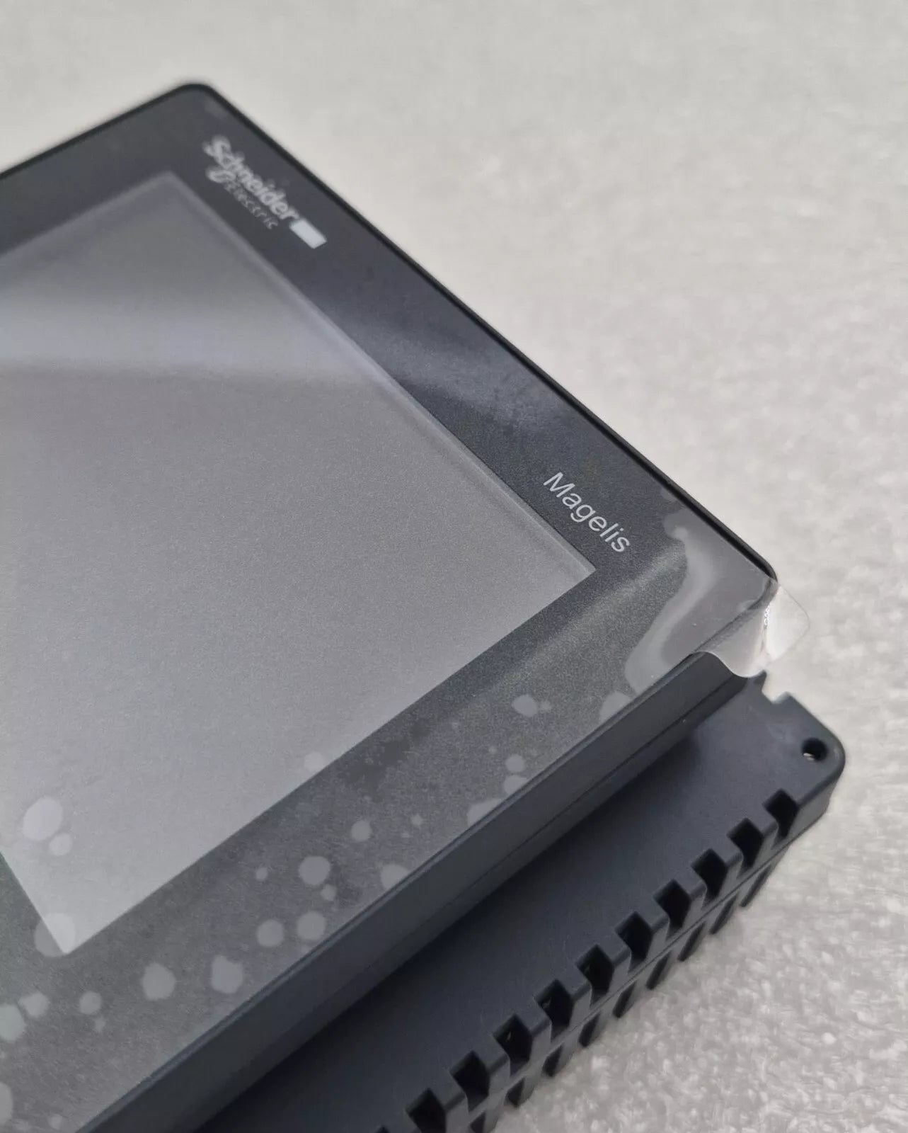 NEW - Schneider Electric Magelis HMIS65 & HMIS5T Touch Panel Screen 3.5" Color