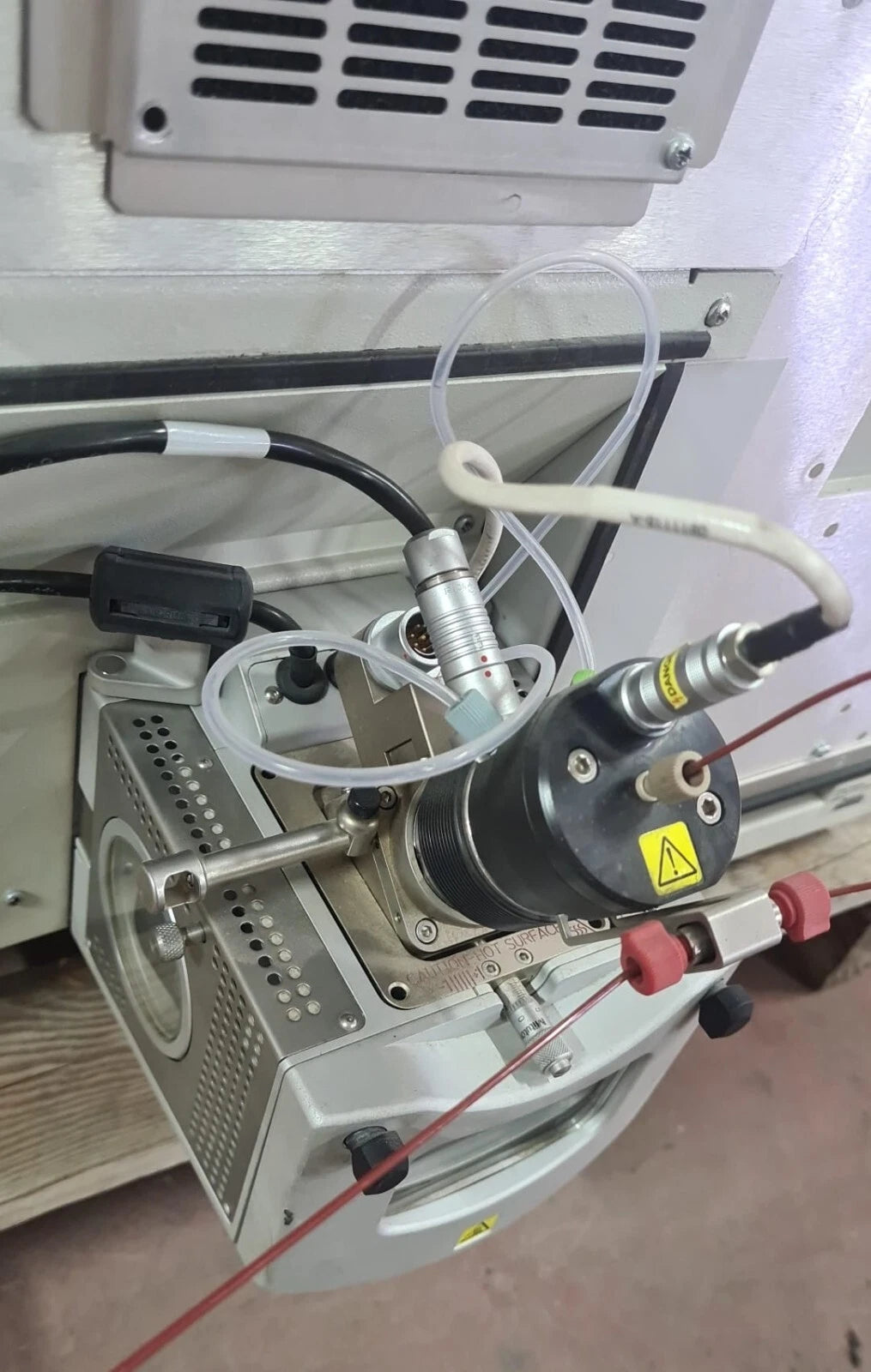 Thermo Fisher SCIENTIFIC TSQ Series QUANTUM ACCESS MAX Mass Spectrometer System