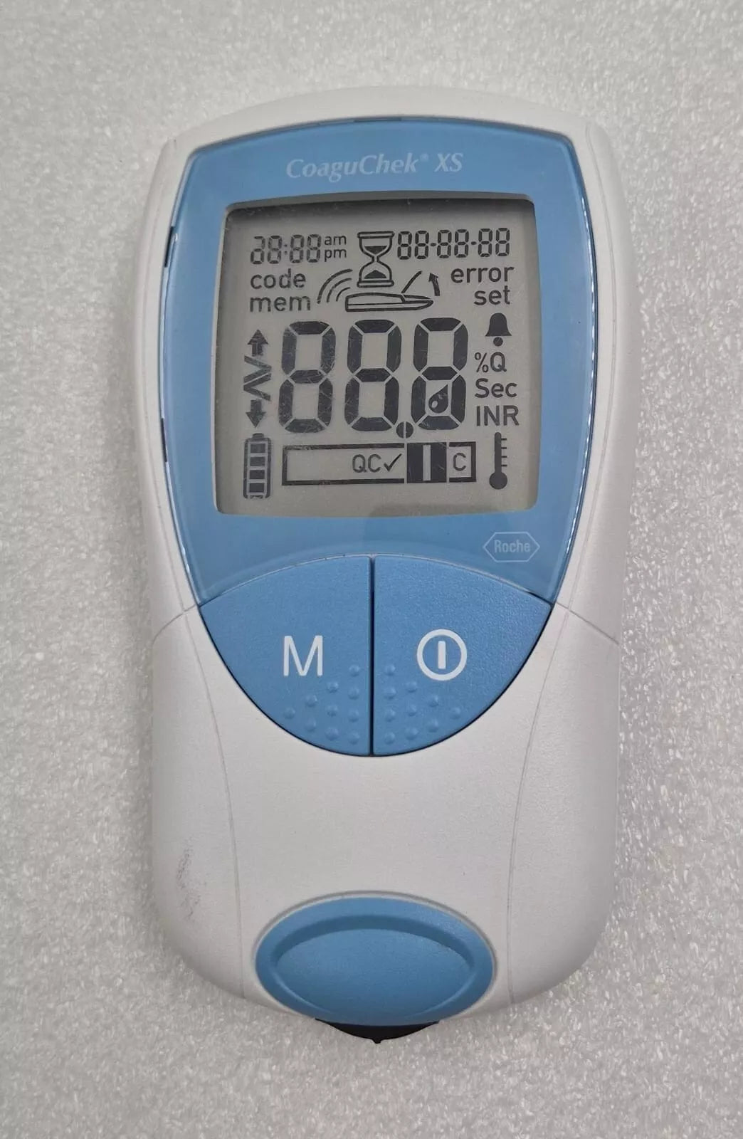 Roche CoaguChek XS Coagulation Meter Cat/Typ 03666794 W/ Case 2* Test Strips