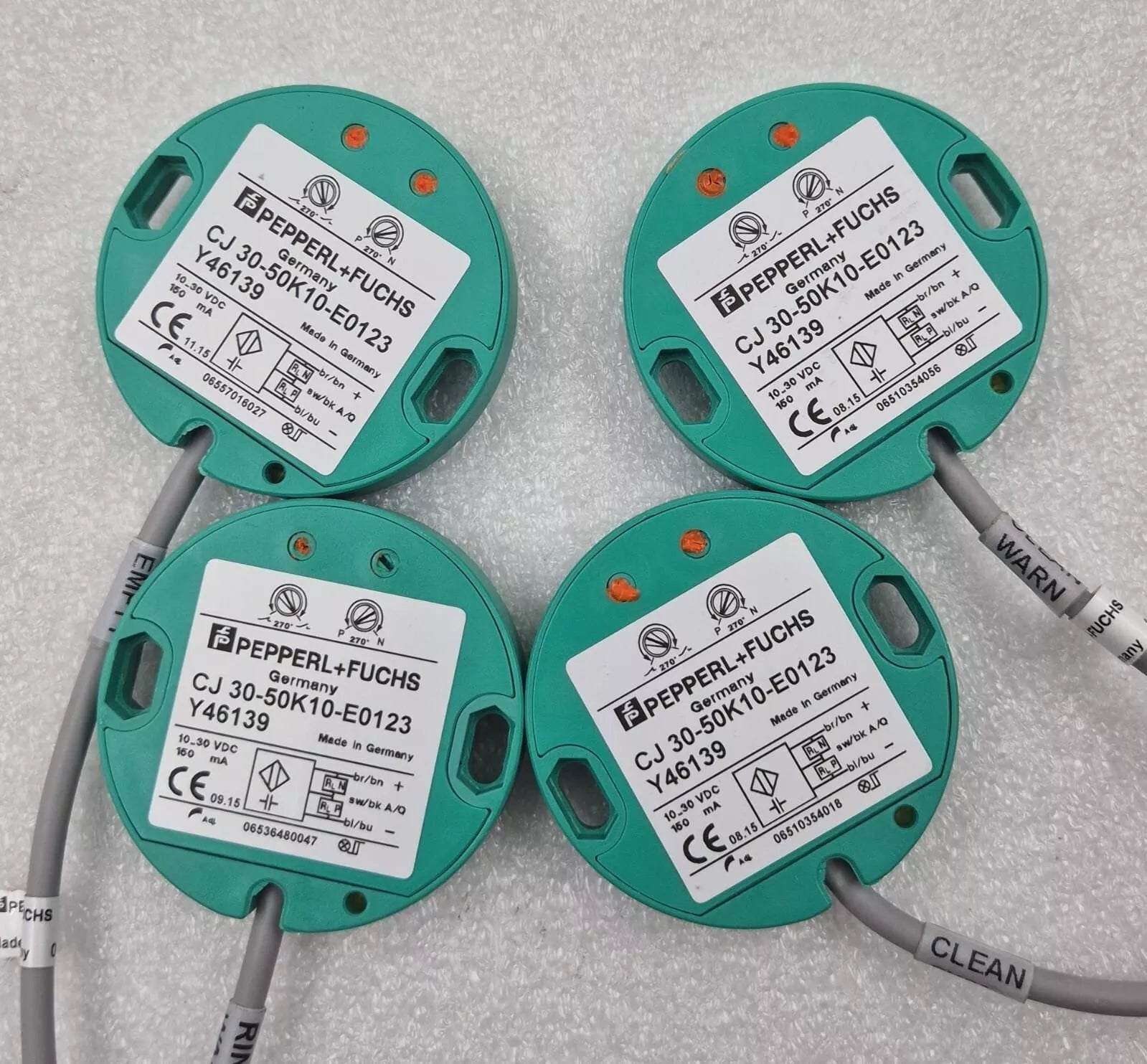 [LOT 4 PCS] PEPPERL + FUCHS CJ30-50K10-E0123 Y46139 Capacitive Proximity Sensor