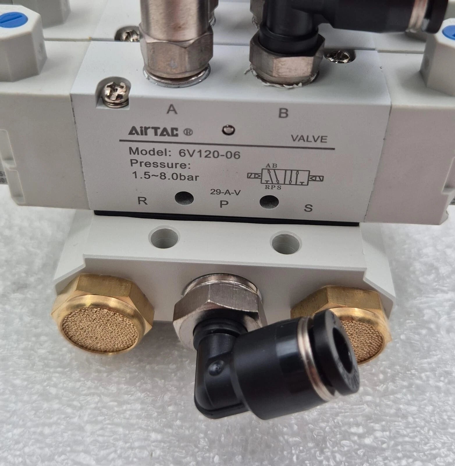 AirTAC 12x 6V120-06 SOLENOID VALVE ASSY1.5-8bar DC24V 0.9W