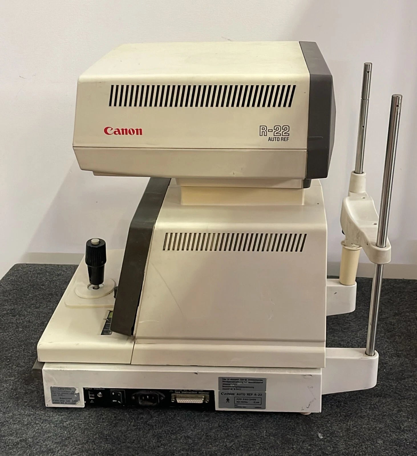 Canon R-22 autorefractor auto refractometer ophthalmic diagnostic measurement system