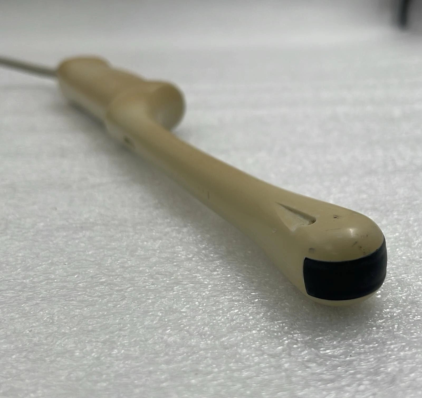 Philips C8-4v probe acoustic scanning head close-up