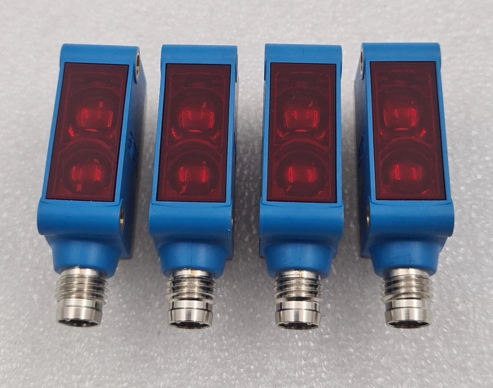 [LOT 4 PCS] NEW - SICK GTB6-N4211 1052439 WX2142 Photoelectric Switch Sensor