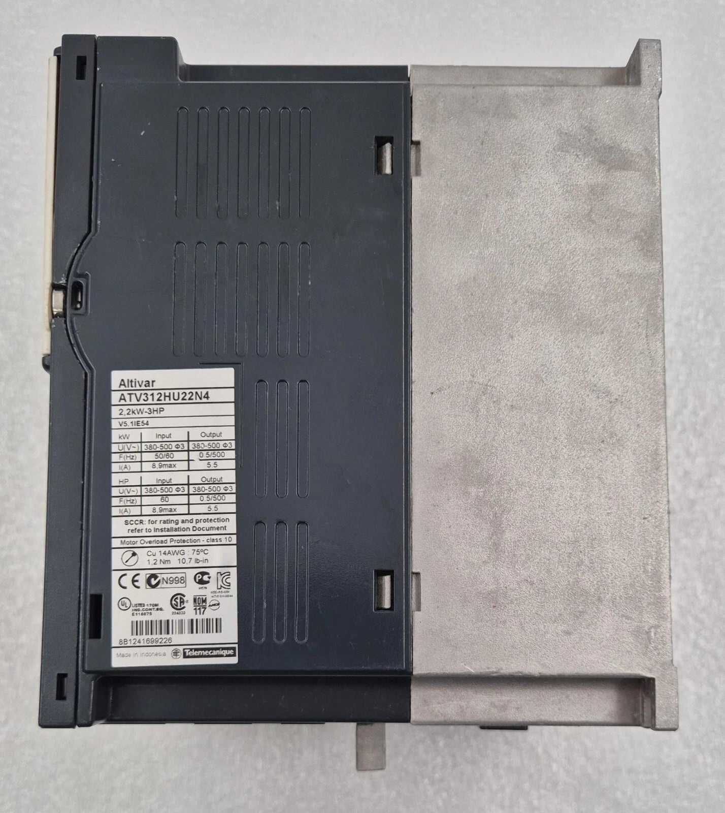 Schneider Electric ATV312HU22N4 380-500V 2.2kW 3HP Frequency Inverter