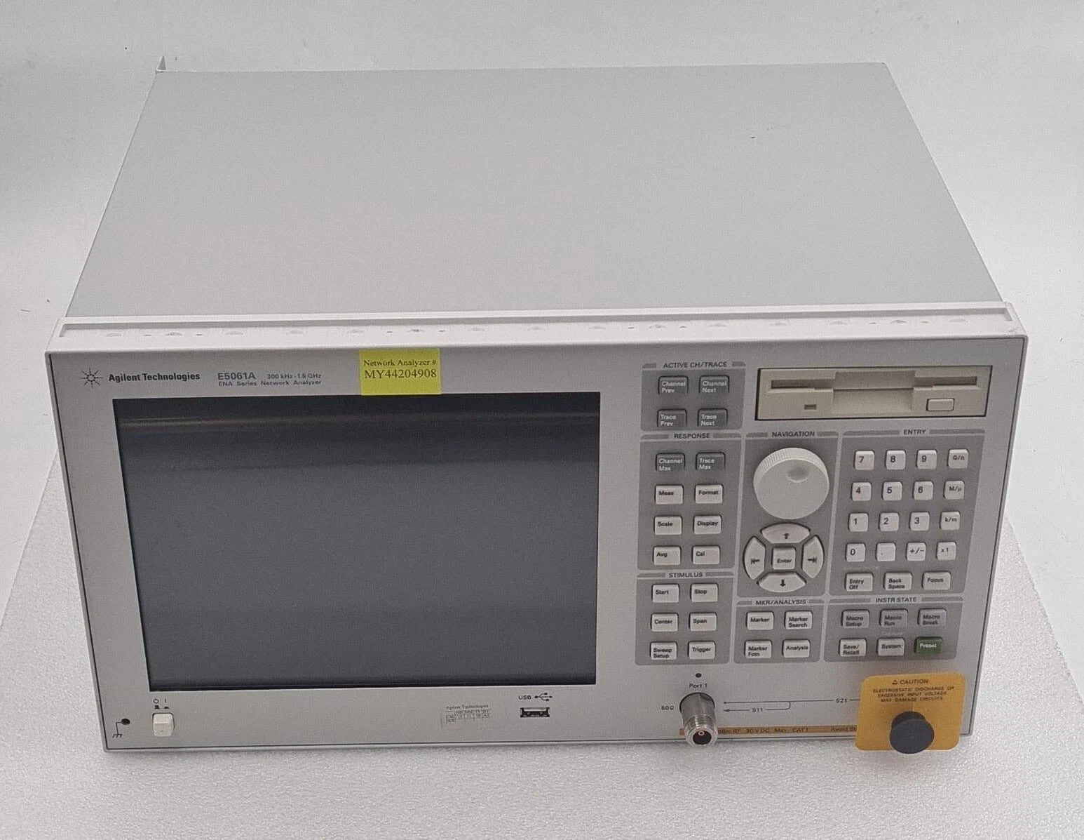 Agilent Technologies E5061A 300kHz - 1.5GHz ENA Series Network Analyzer 015 150