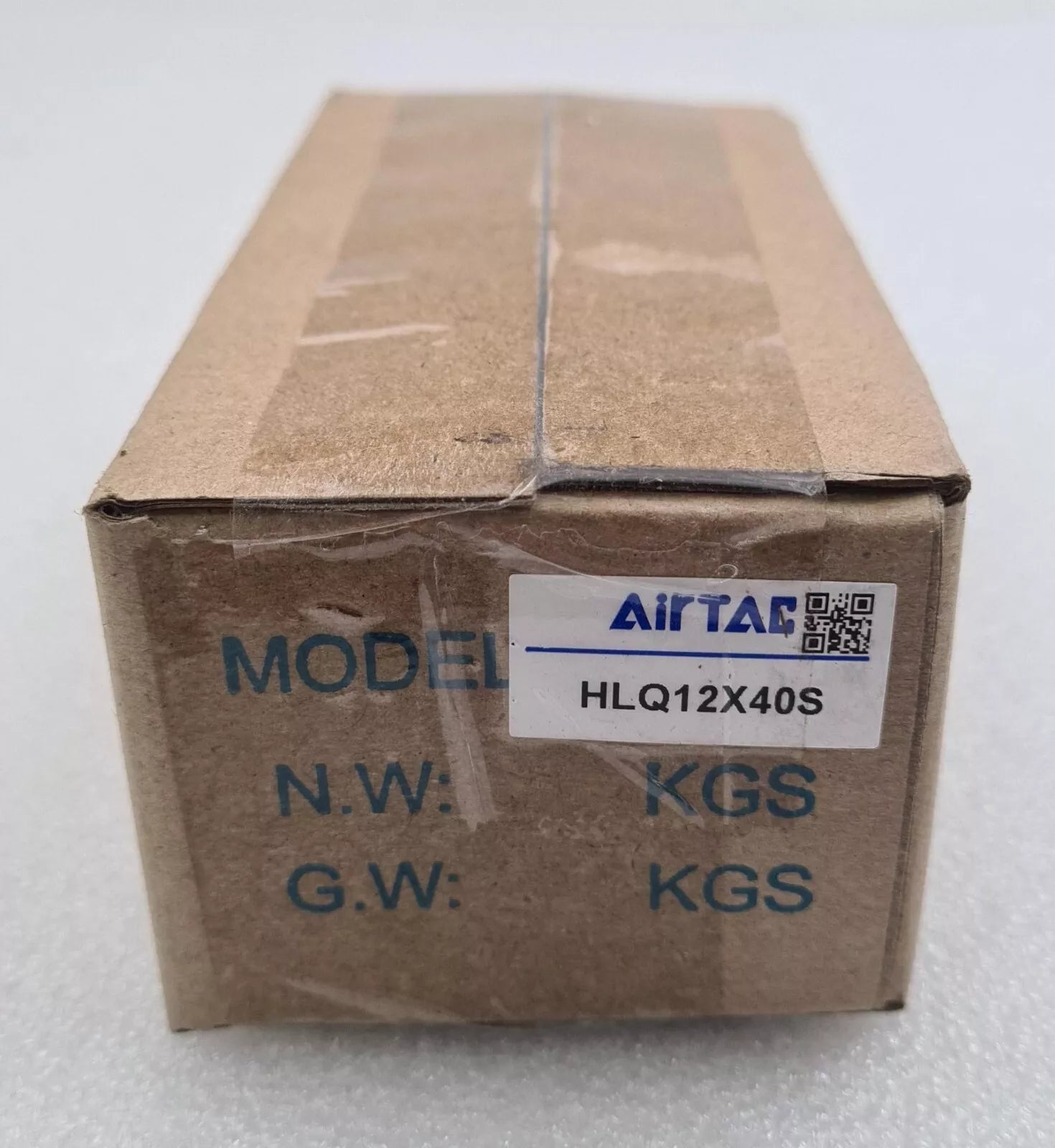 NEW SEALED - AIRTAC CYLINDER HLQ12X40S Compact Air Slide Table Ball Bearing
