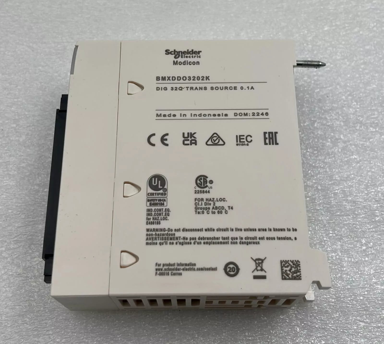 NEW - Schneider BMXDDO3202K Modicon DIG 32Q Trans Source 0.1A 391047