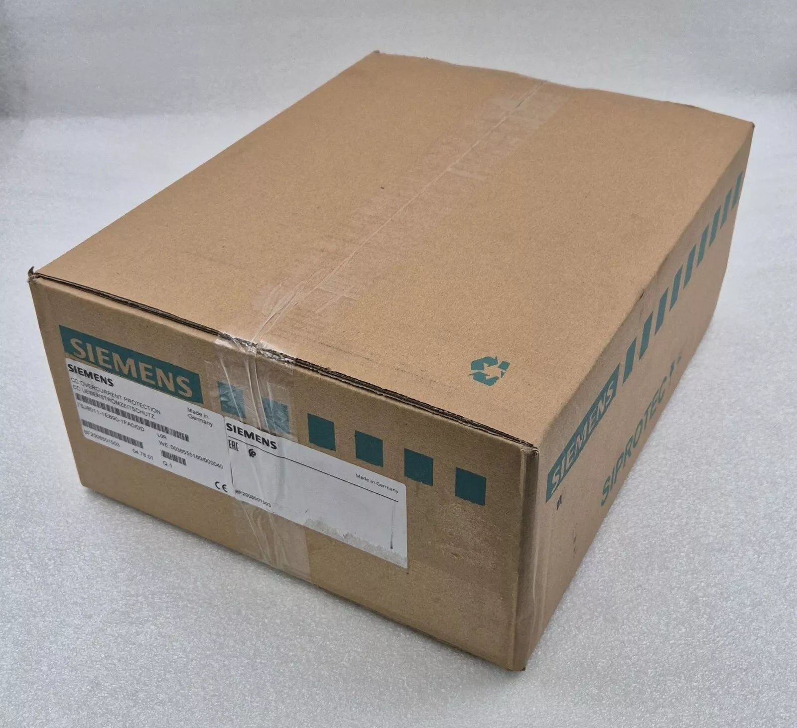 SIEMENS 7SJ8011-1EB90-1FA0/DD CC OVERCURRENT PROTECTION Relay SIPROTEC *SEALED*