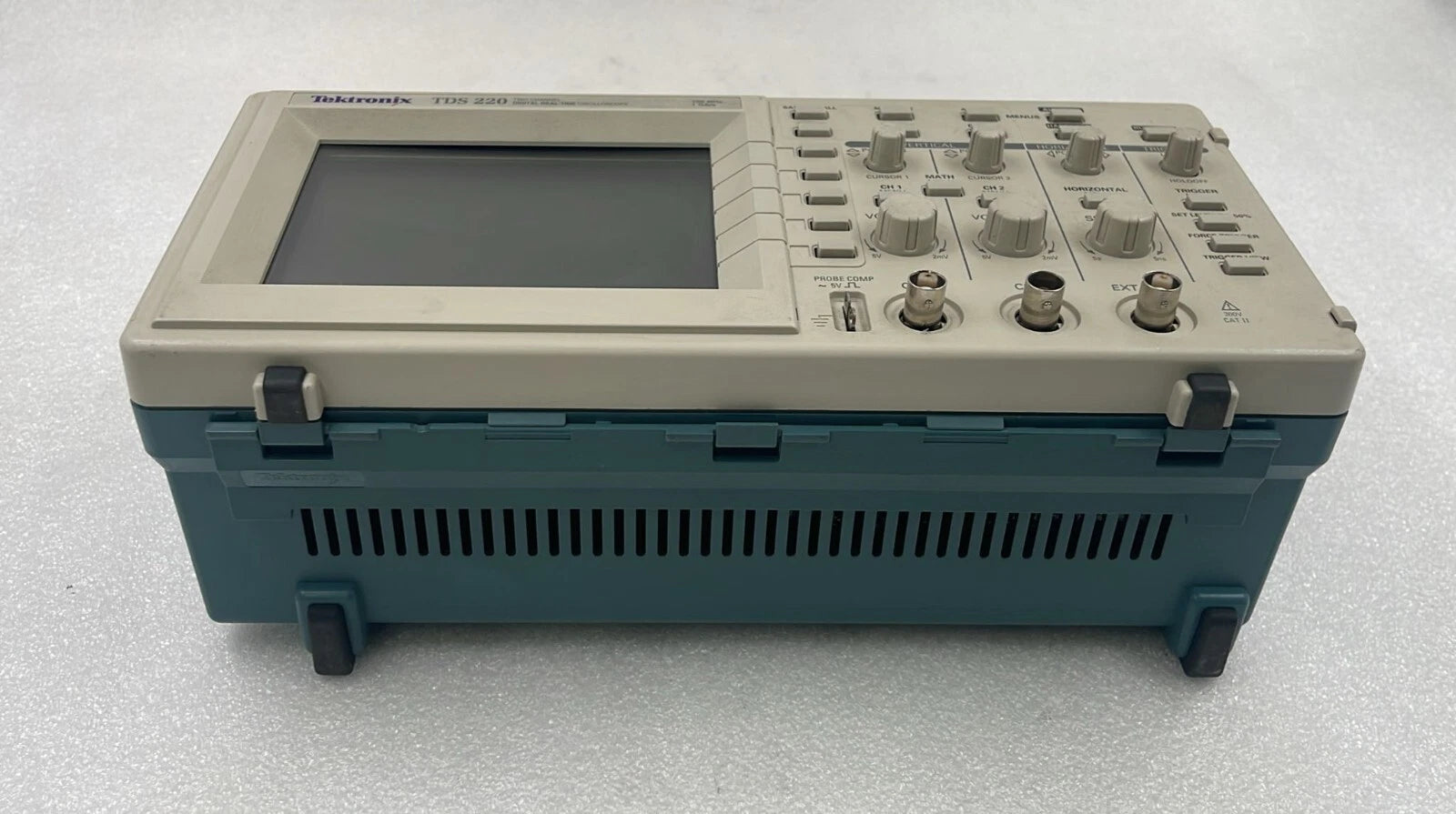 Tektronix TDS 220 Two-Channel Digital Real-Time Oscilloscope 100MHz 1GS/s