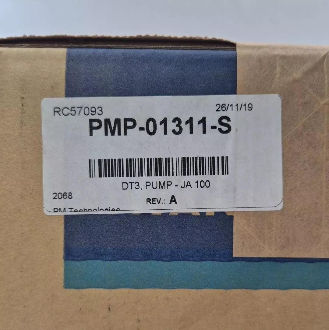 Iwaki MD-70R magnetic drive water pump industrial fluid transfer pump