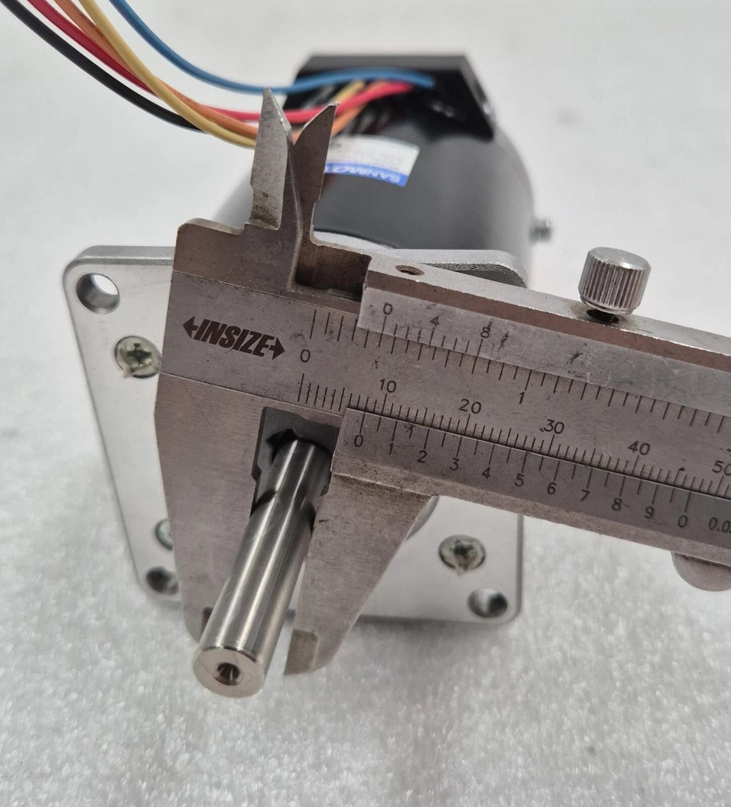 **NEW** SANYO DENKI SANMOTION F 103H7523-6022 Stepper Motor 125Vac 0.75A 0.72°