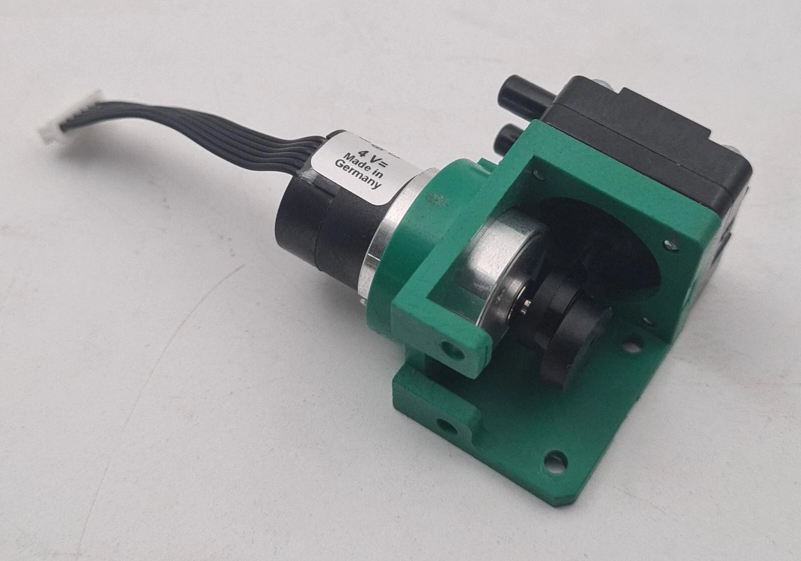 Thomas 3003 Series 30030533 MOT-00009 miniature diaphragm pump 4V compact diaphragm pump assembly