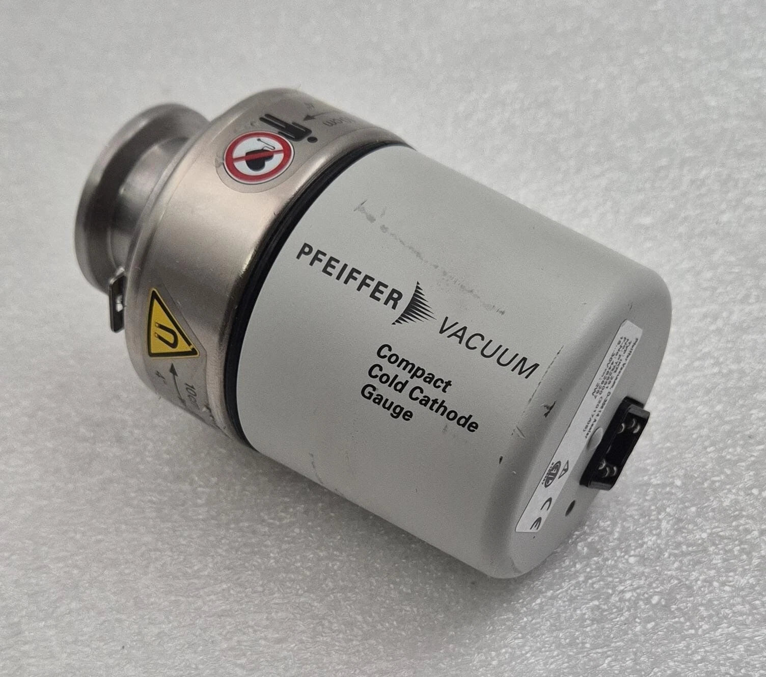 PFEIFFER VACUUM Compact Cold Cathode Gauge IKR 251 PTR25500