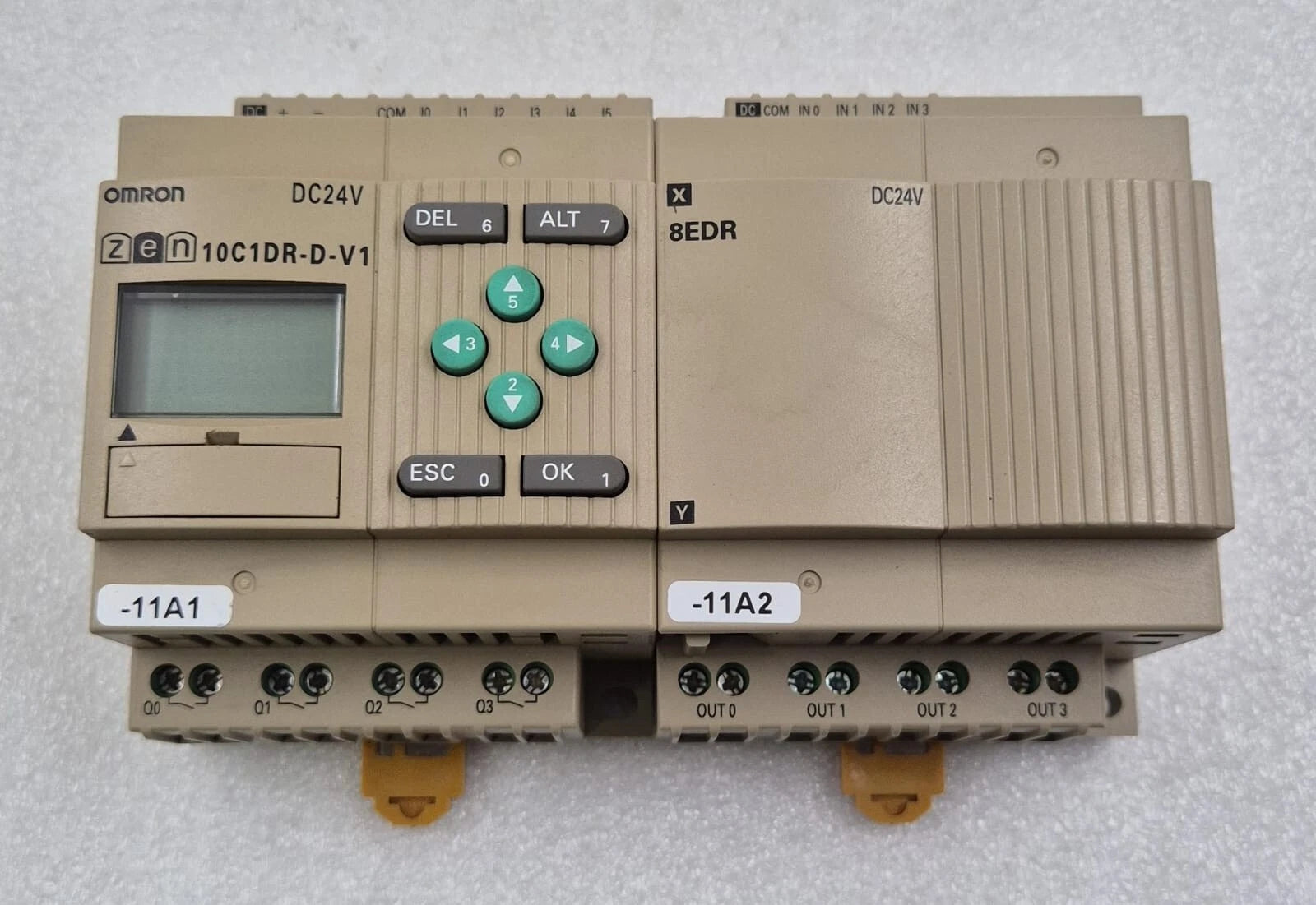 OMRON ZEN-10C1DR-D-V1 CPU UNIT & ZEN-8EDR IN/OUT UNIT PROGRAMMABLE RELAY