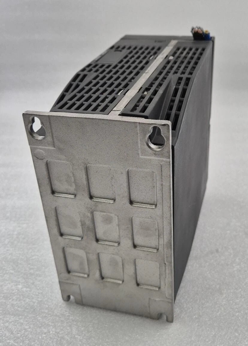 SIEMENS SINAMICS V90 PROFINET 6SL3210-5FE11-5UF0 PLC Drive 380-480V 1.5/1.75kW