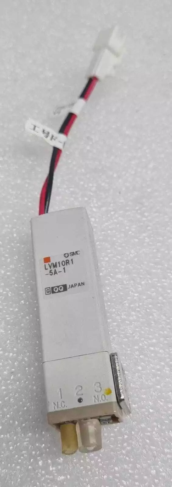 [LOT OF 4 PCS] SMC LVM10R1-5A-1 LVM 10R CHEMICAL VALVE 2 PORT