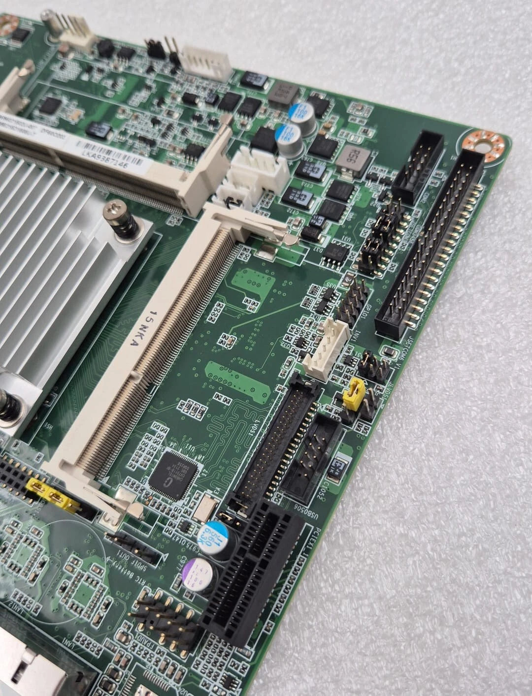 Advantech AIMB-215 AIMB-215D Industrial Control Motherboard AIMB215D1808U w/ I/O