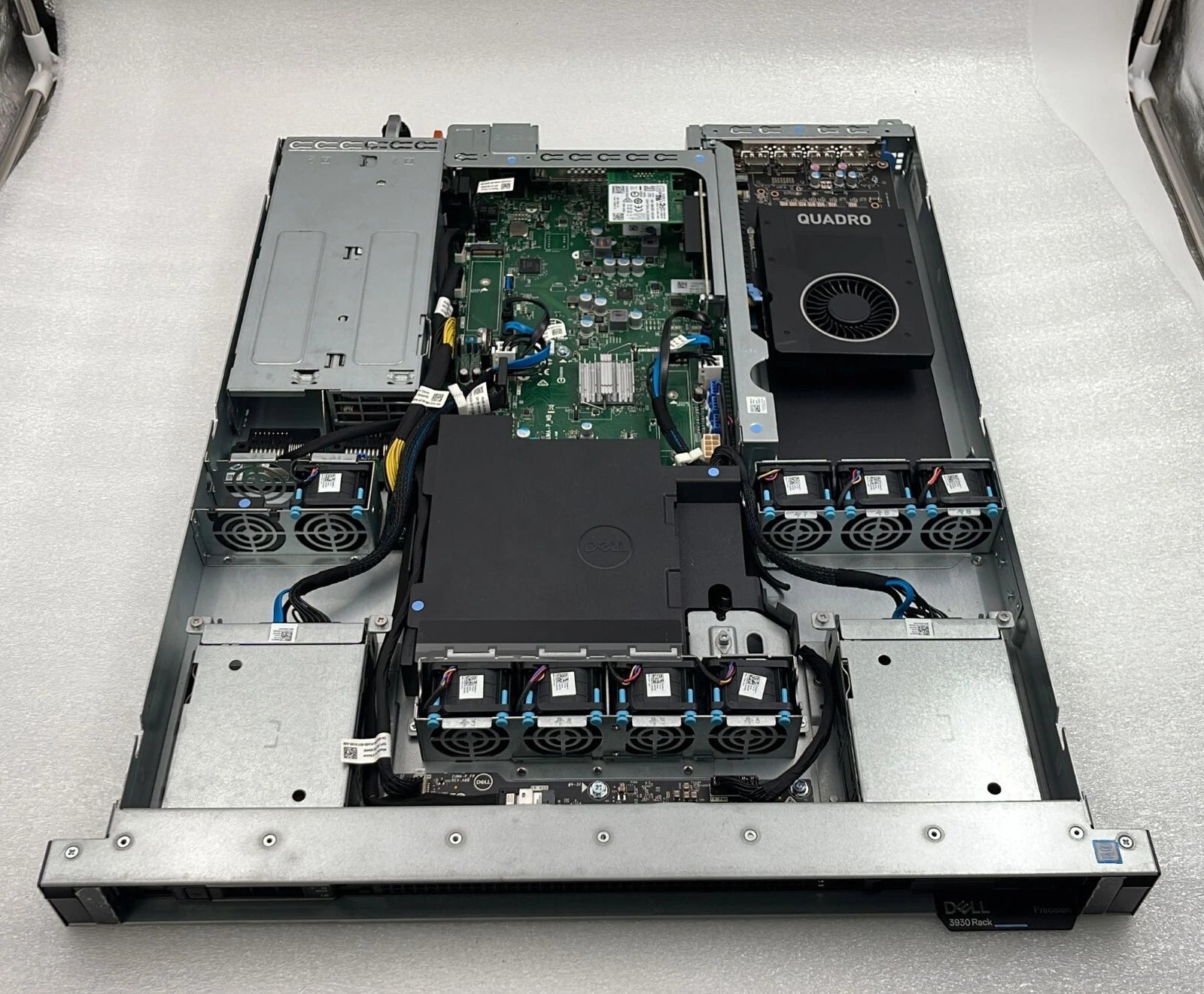 DELL Precision 3930 Rack i7-8700k Nvidia OUADRO P2000 16GB 2Rx8 2TB 7200RPM