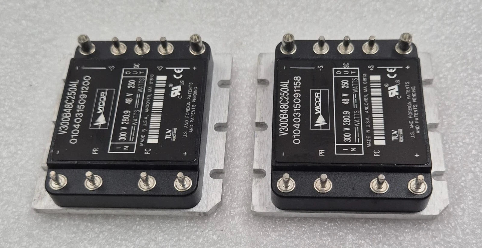 [LOT OF 2 PCS] VICOR V300B48C250AL Power Supply Module