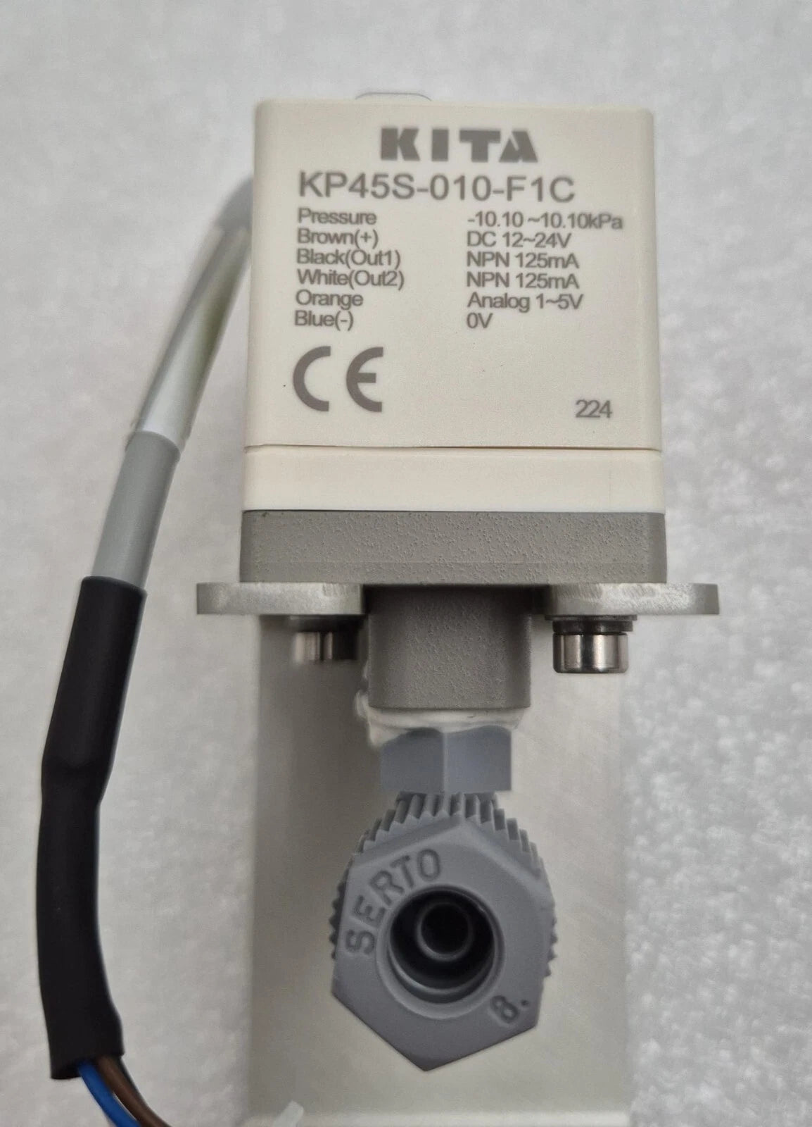 [LOT 2] KITA KP45S-010-F1C High Precision Digital Pressure Sensor Switch 12-24V