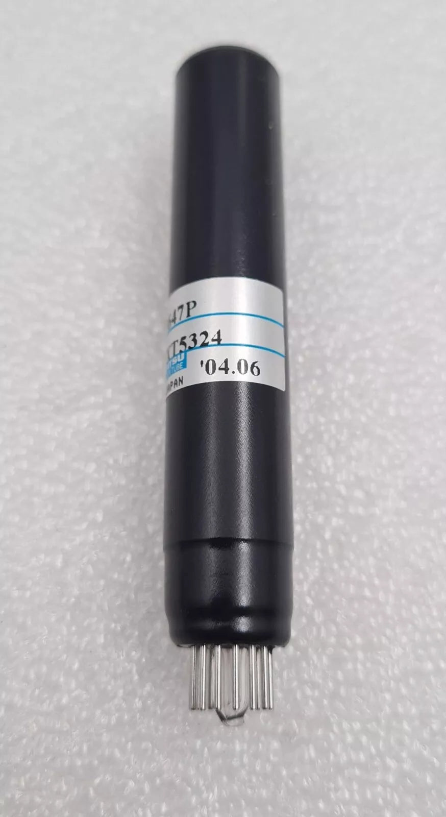 Hamamatsu Photomultiplier Tube R647P & D-Type Socket E849-35 Female