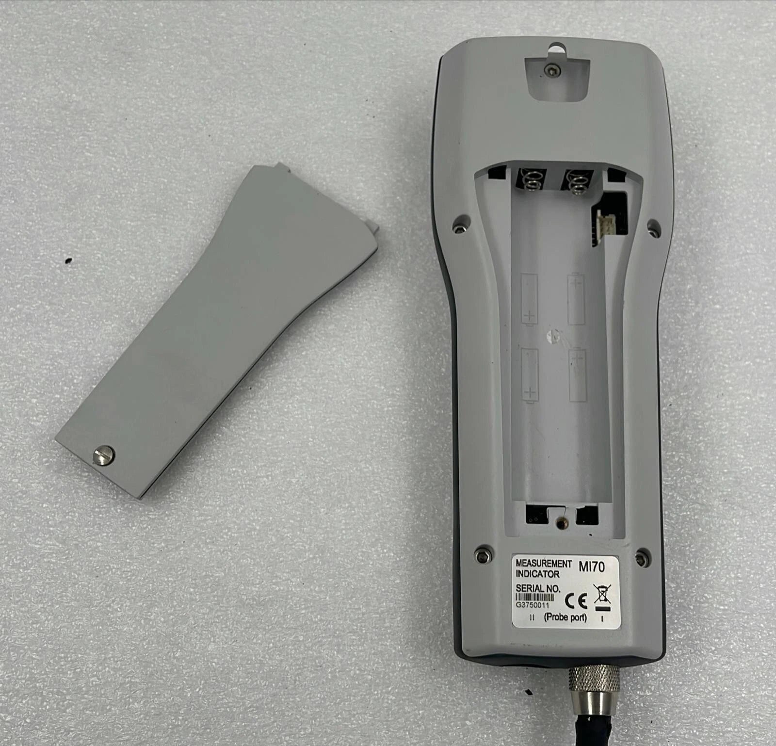 Vaisala MI70 indicator with GMP70 CO2 probe portable measurement instrument