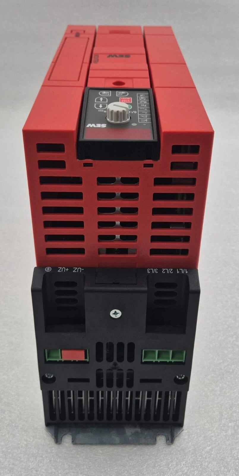 SEW MOVITRAC B MC07B0055-5A3-4-00 INVERTER DRIVE 08285241 CONTROL UNIT 18206786