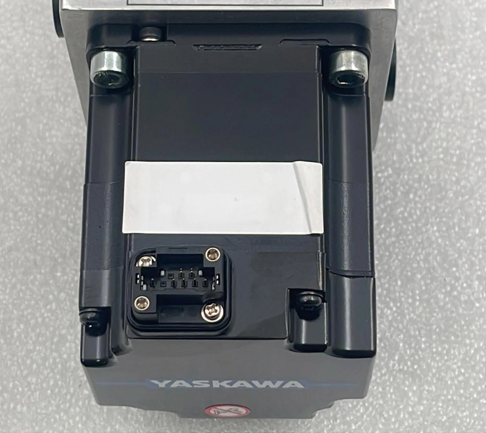 YASKAWA SGM7J-02AFA61 AC SERVO MOTOR 200V PH-3 1.6A 250Hz W/ Gear PLGS005-EAT007