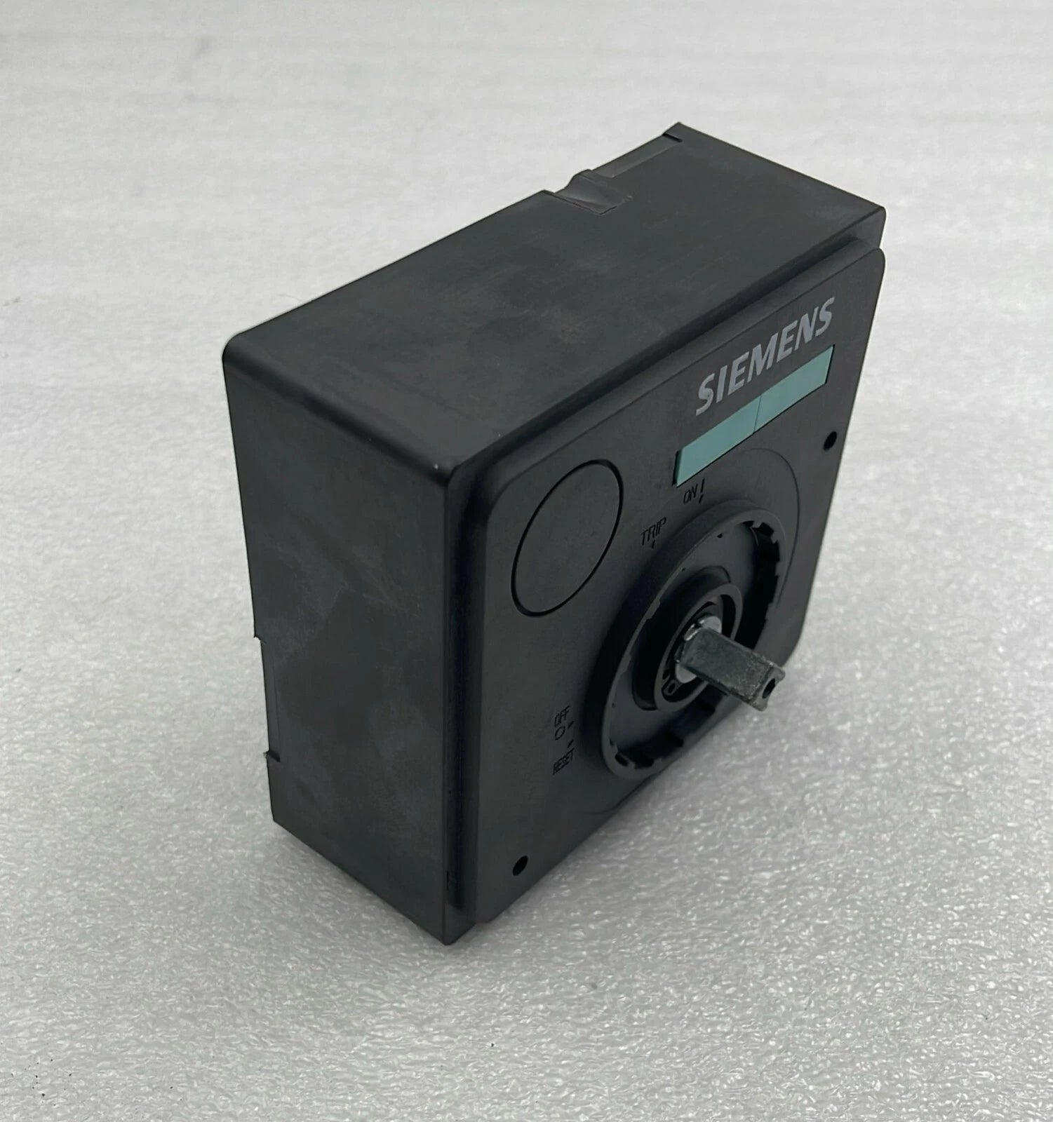 Siemens 3VL9300-3HE00 Frount Mount Rotary Drive Switch