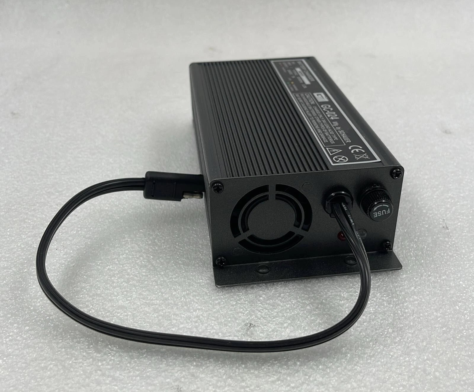 NEW** Gill GC-024 Battery Charger 115VAC 50/60Hz 3.2A 24VDC 7A