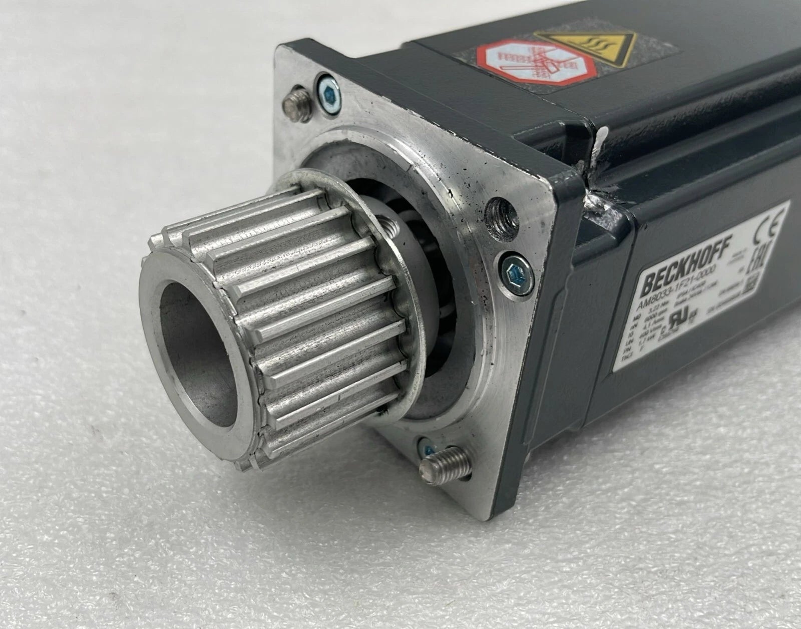 BECKHOFF AM8033-1F21-0000 Servo Motor 6000rpm 1.7kW 24VDC