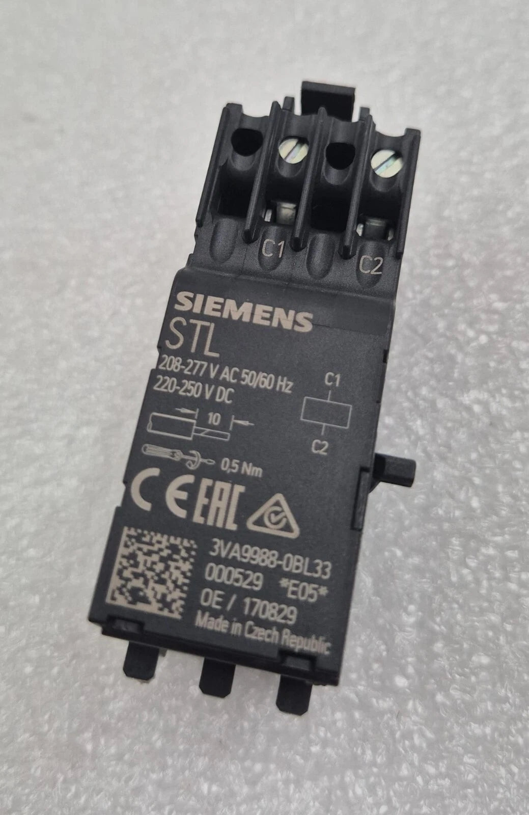 *NEW* SIEMENS STL 3VA9988-0BL33 Shunt Trip Left Circuit Breaker Release