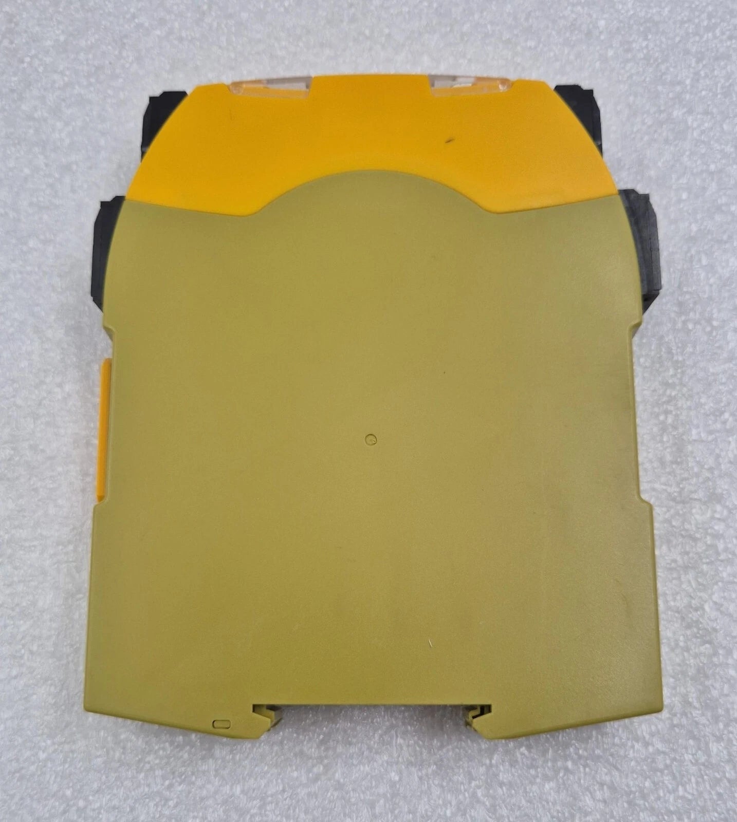 Pilz PNOZ s2 C 24VDC 3n/o 1n/c Safety Relay 751102