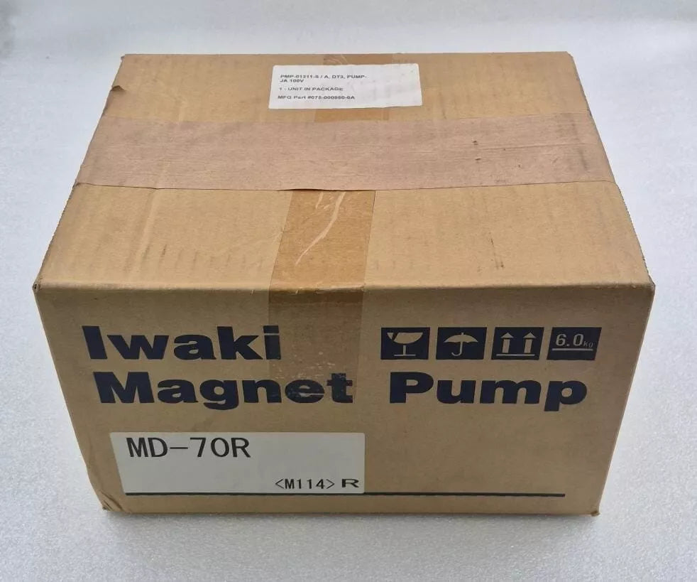 Iwaki MD-70R magnetic drive water pump industrial fluid transfer pump