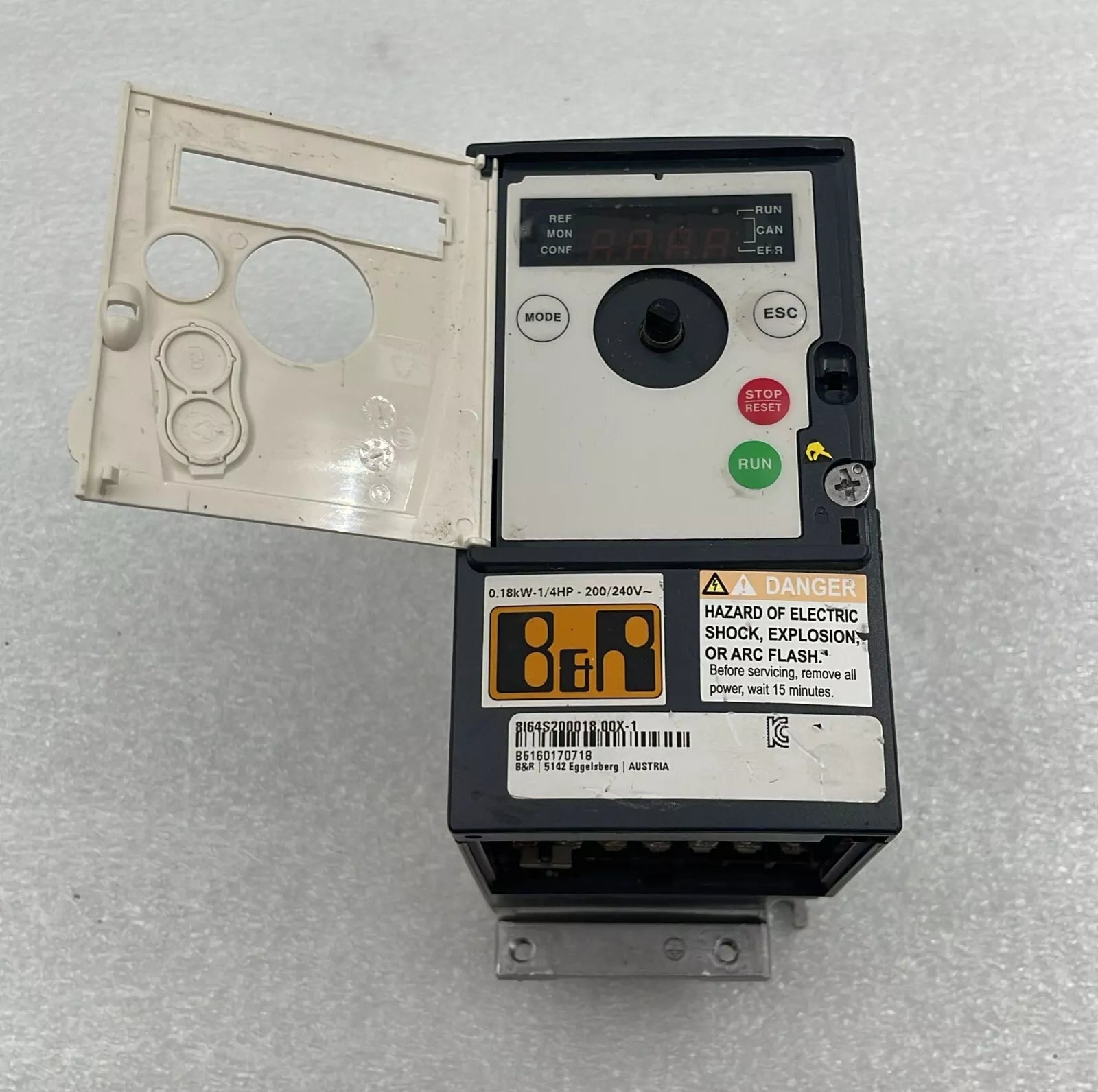 B&R Automation ACOPOSinverter X64 8I64S200018.000-1 0,18kW 0,25HP V5.1