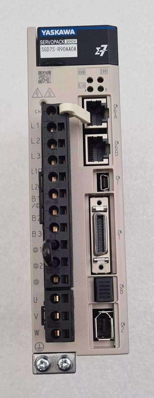 NEW - YASKAWA SERVOPACK SGD7S-R90AA0A Servo Driver 200V