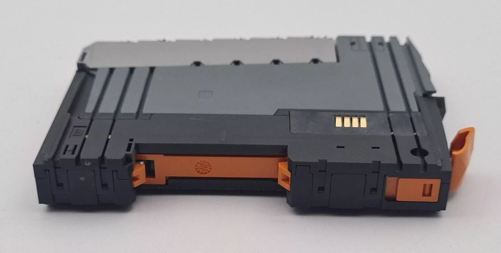 B&R X20 AT 6402 Digital PLC I/O Temperature Input Module W/ X20 BM 11 Base