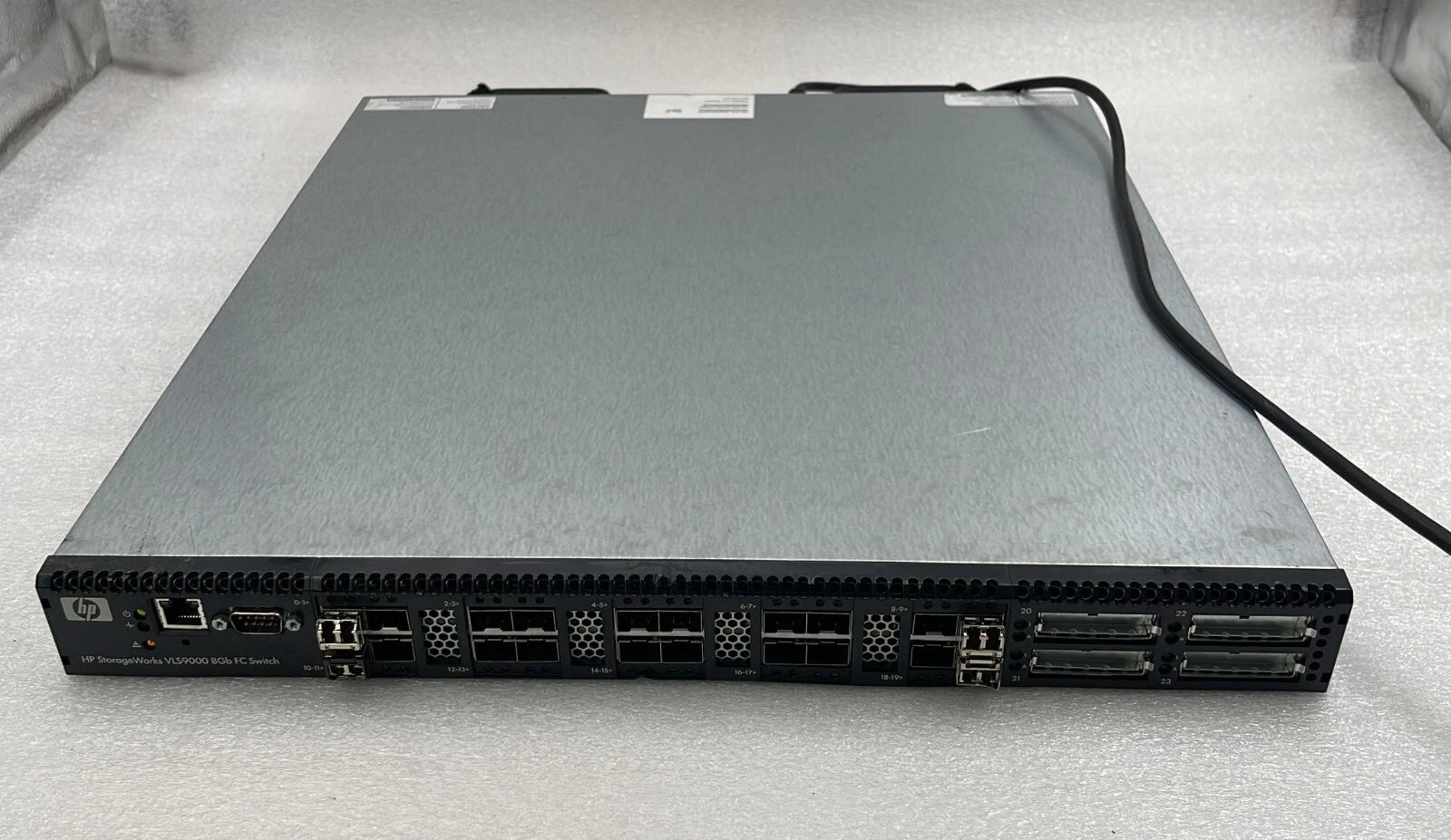 HP StorageWorks VLS9000 8GB FC Switch BW409-63001 20-Port HSTNM-N031