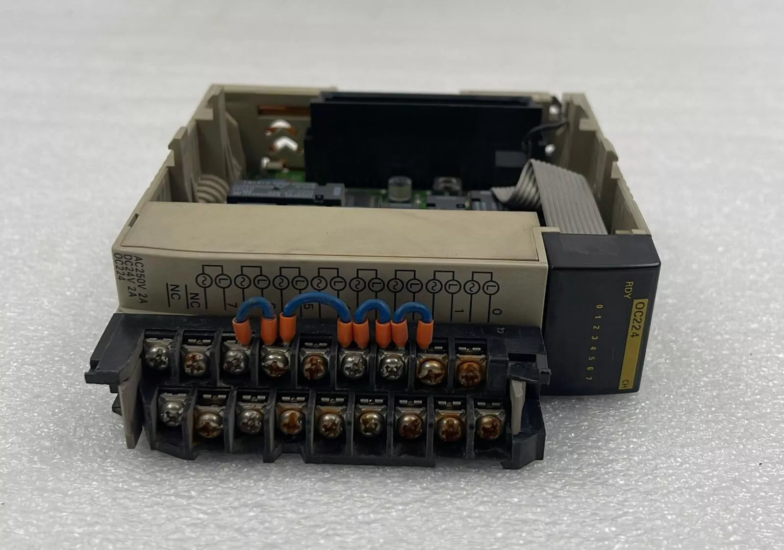 Omron OC224 CQM1-OC224 output unit module 250VDC