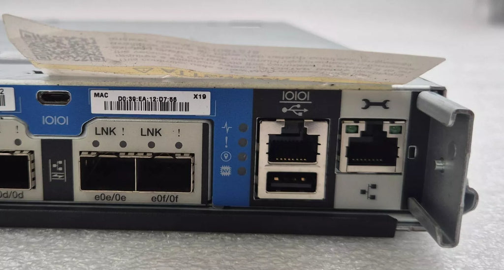 NetApp 111-03964+E3 SAS WWN X128 Storage Controller