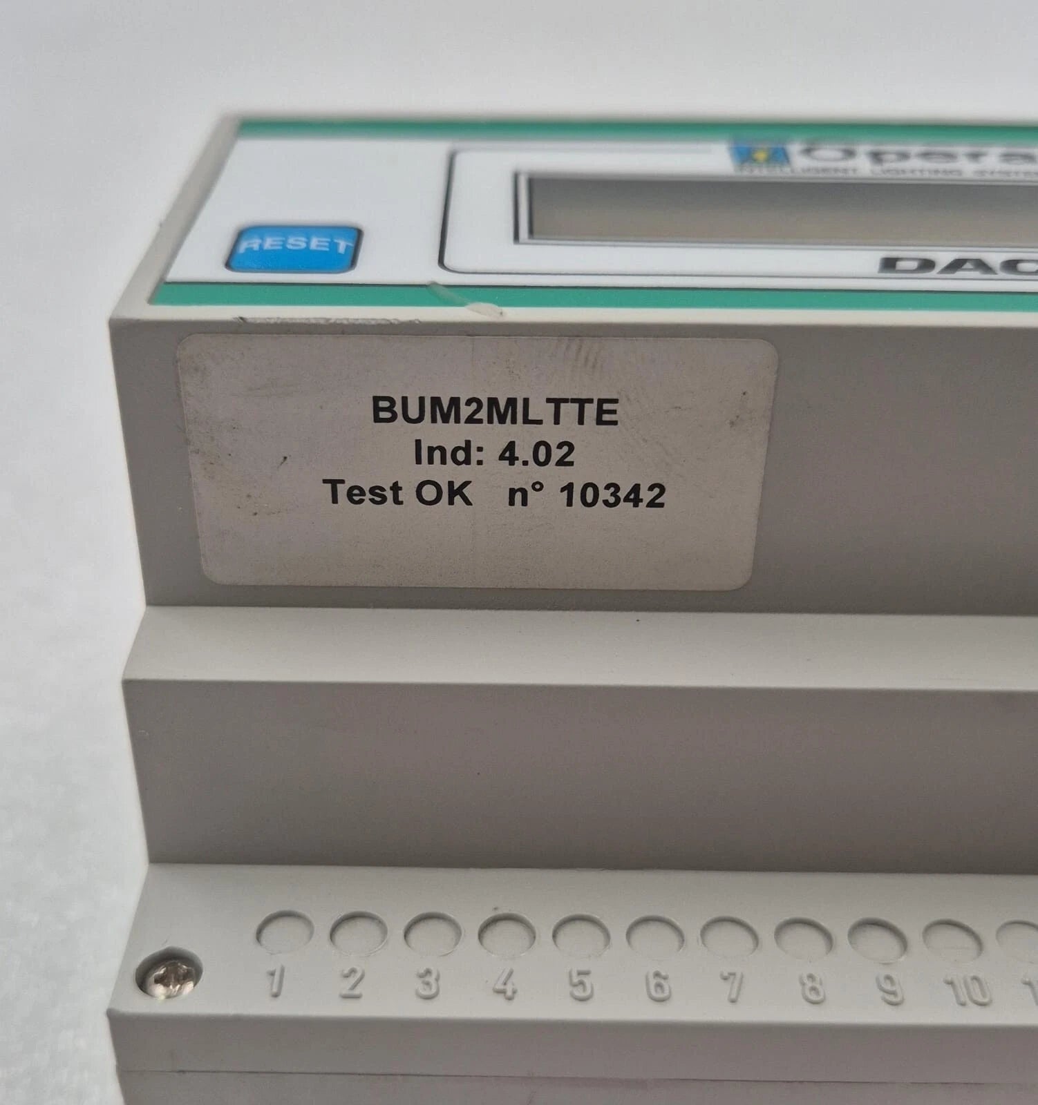 Opera INTELLIGENT LIGHTING SYSTEM DAC BUM2MLTTE Control Panel