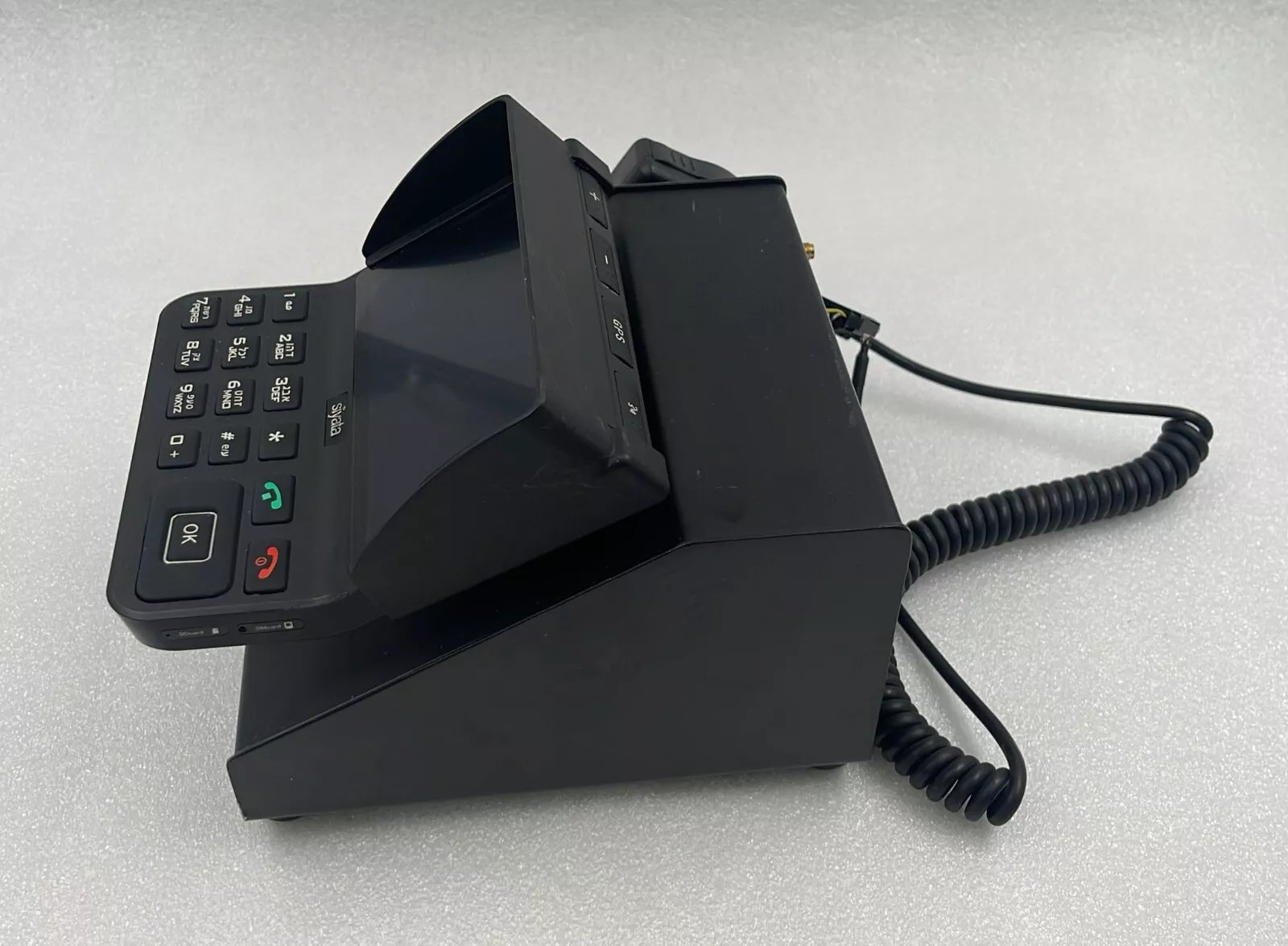 Siyata UV350 Network Radio Vehicle Communicator