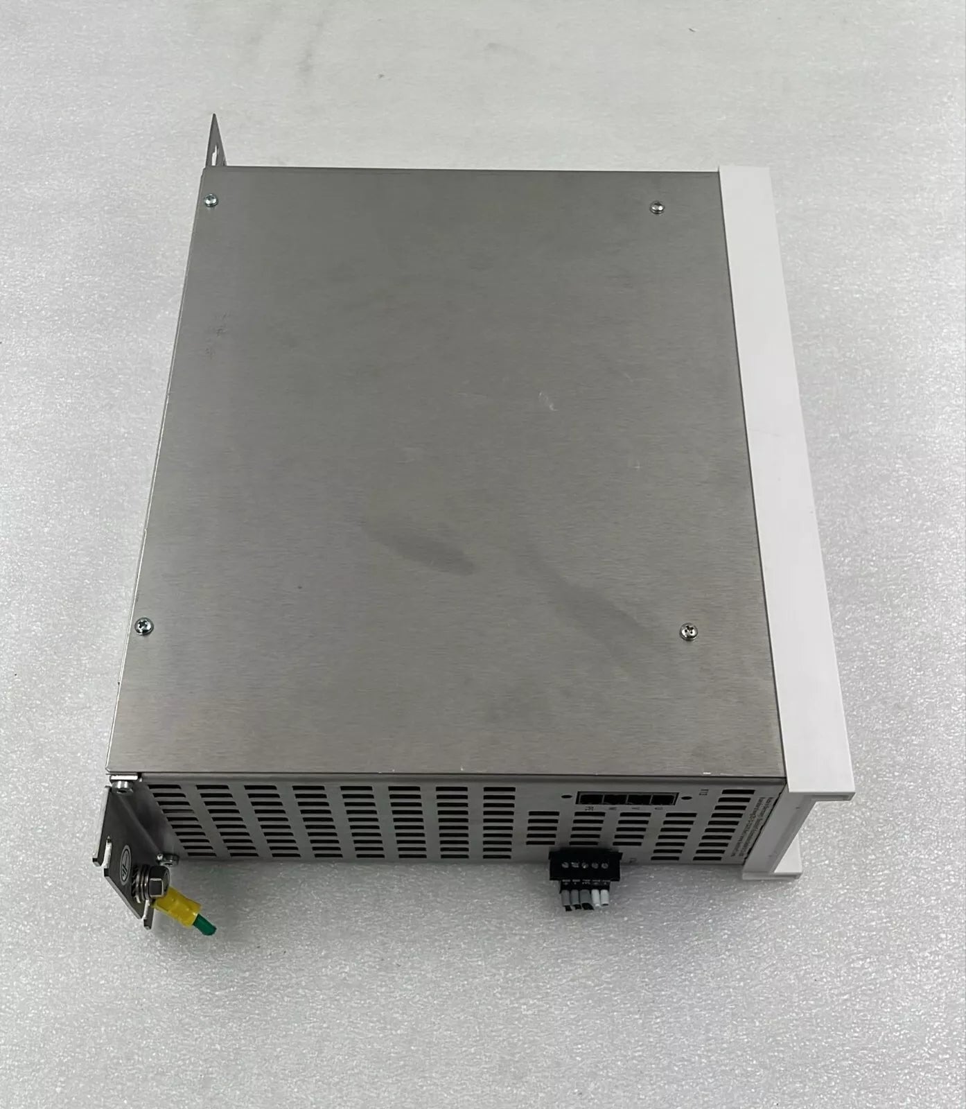 BECKHOFF AX5106-0000-0200 Digital Compact Servo Drive 1-channel W/ AX5805