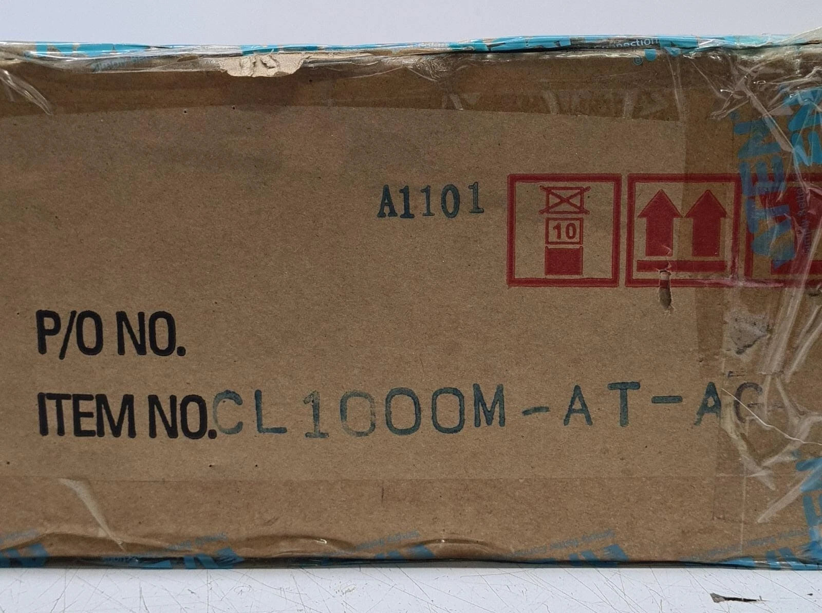 ATEN Slideaway 17" LCD CL1000 CL1000MAG Console W/ Rack Mount *NEW KIT