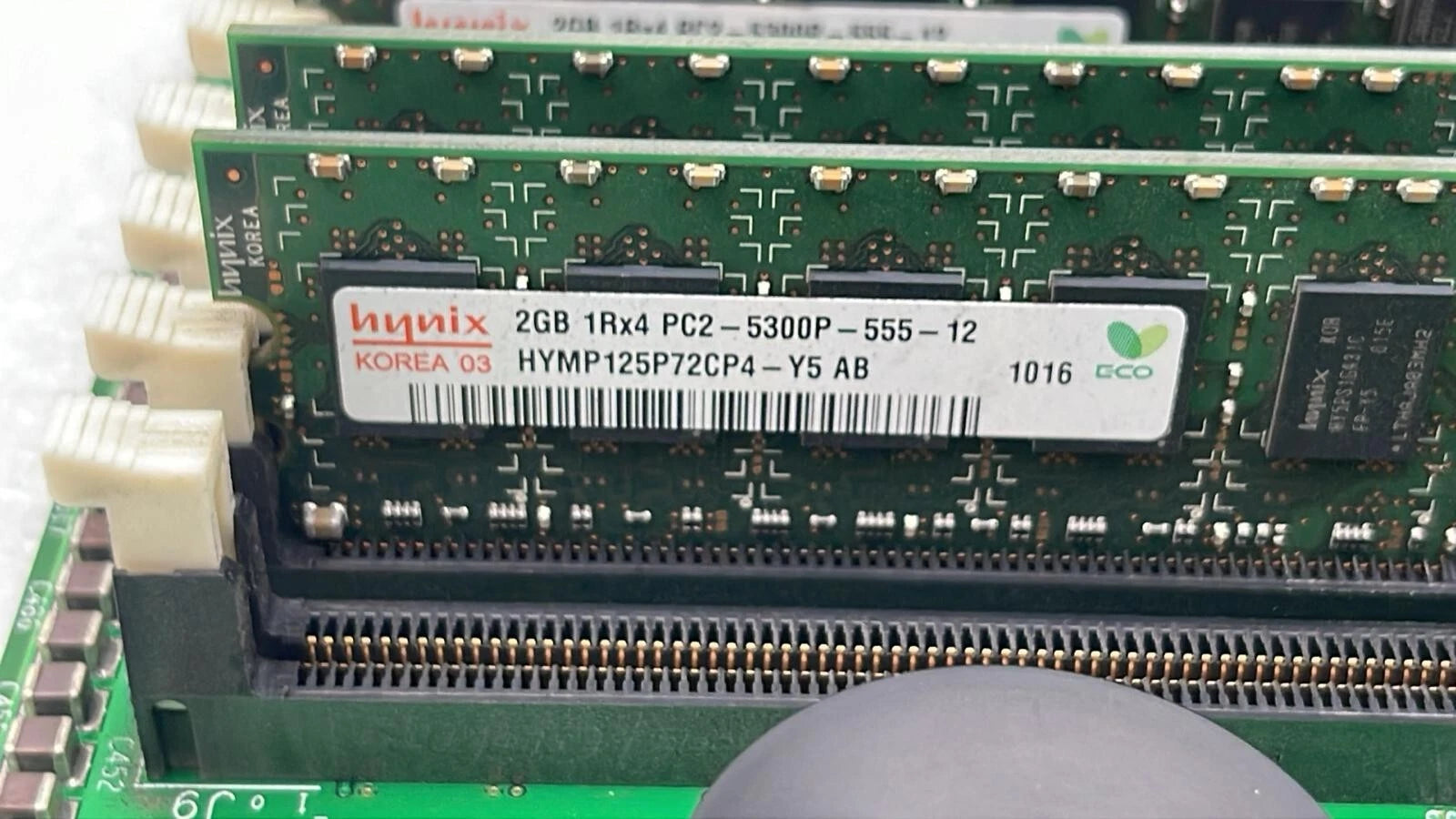 HP AB464-60101 Memory Carrier Board 24-Slot W/ 16 Hynix 2GB 1Rx4 PC2-5300p