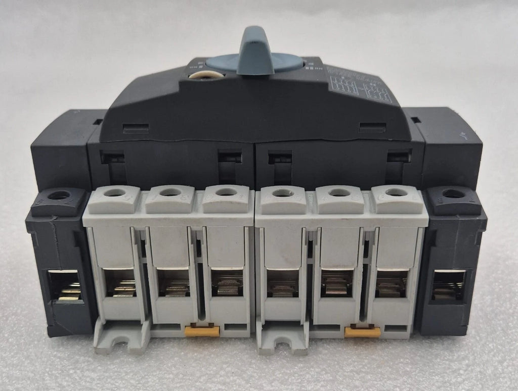 SOCOMEC SIRCO CD 22304009 Changeover Switch Commutateur 415V Circuit Breaker