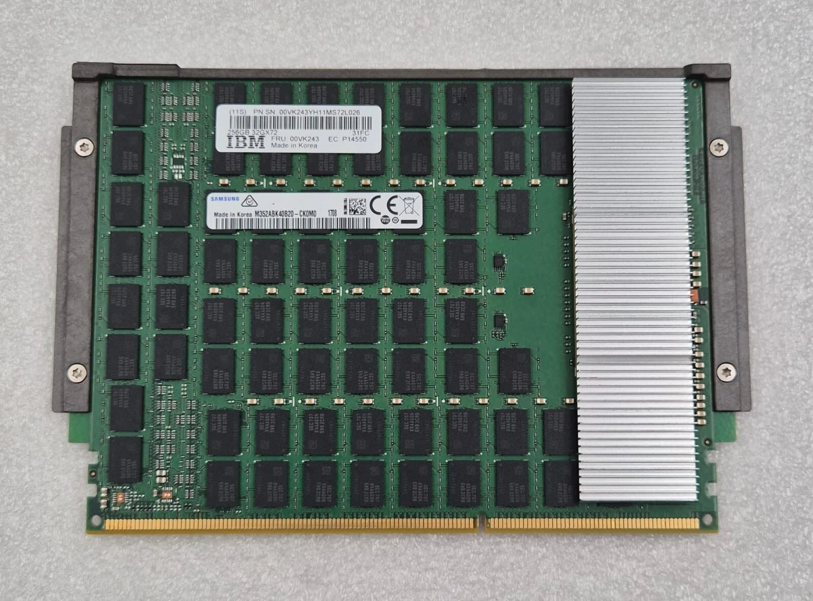 IBM 00VK243 256GB DDR4 1600MHz CDIMM PC4-12800 SAMSUNG M352ABK40B20-CK0M0 - E980