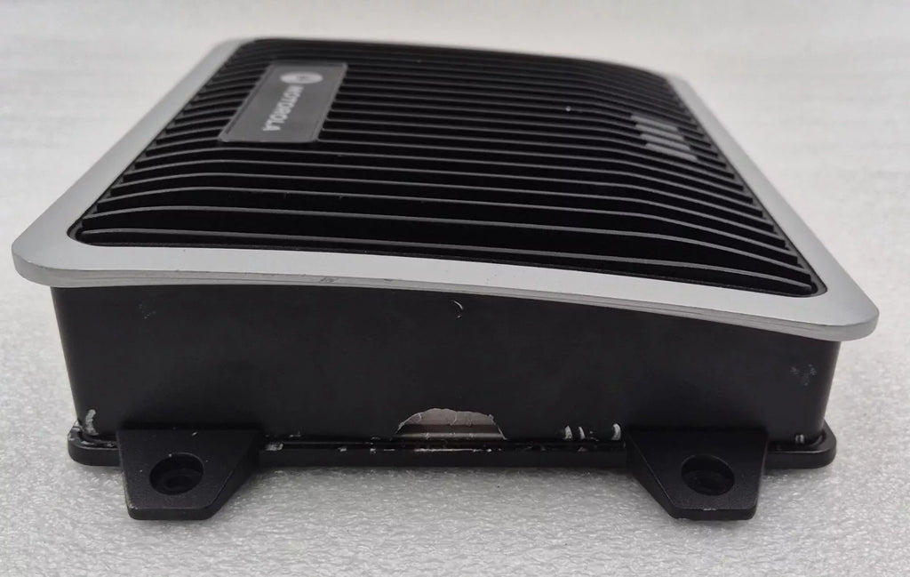 Motorola FX9500 FX9500-81324D41-US 8-Channel UHF RFID Reader 24V