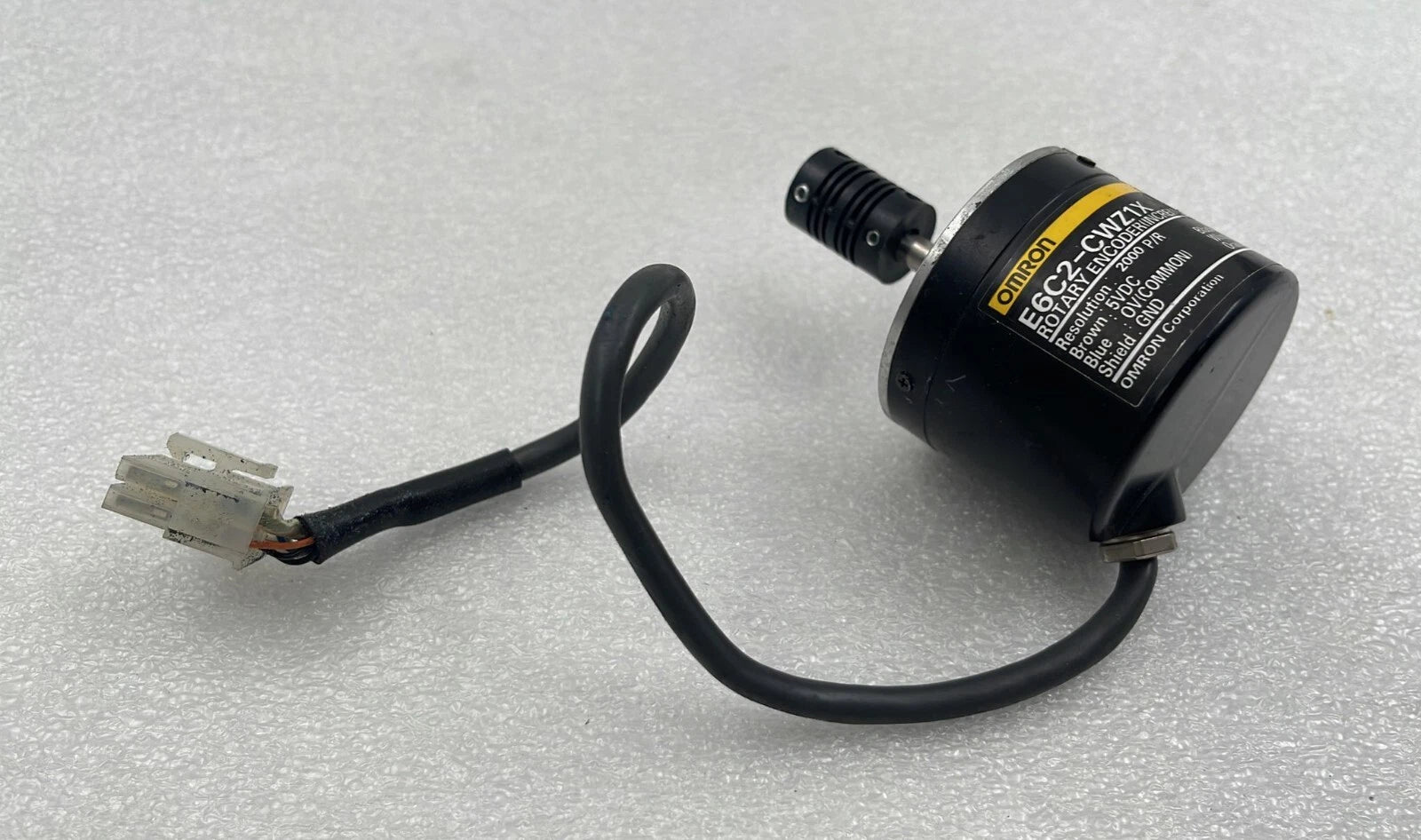 OMRON E6C2-CWZ1X Rotary Encoder 2000 P/R 5VDC